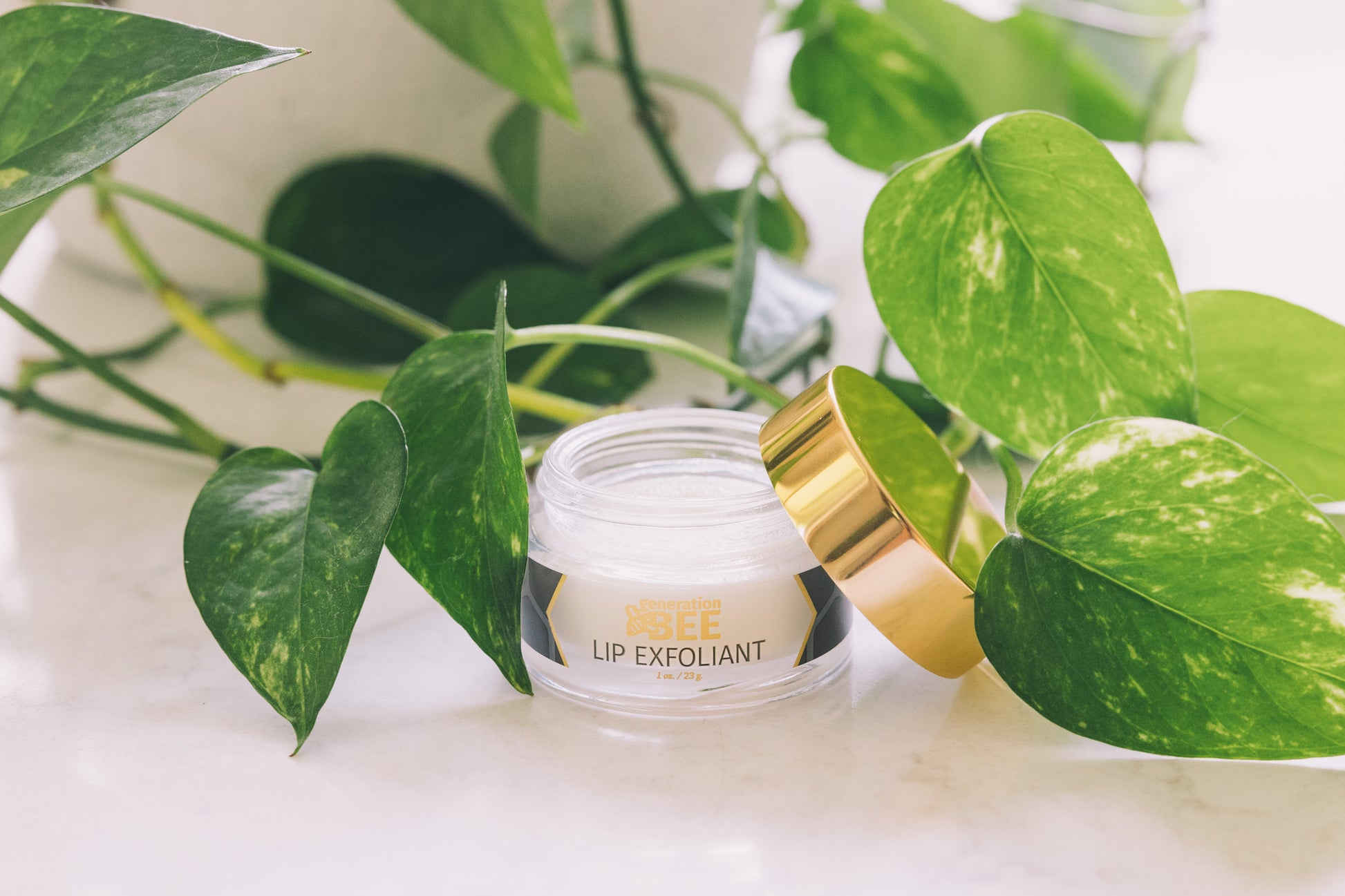 Beeswax Lip Exfoliant